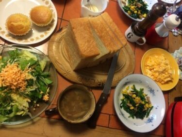 そばパスタと  食パンな  定食♡  NOV.2015